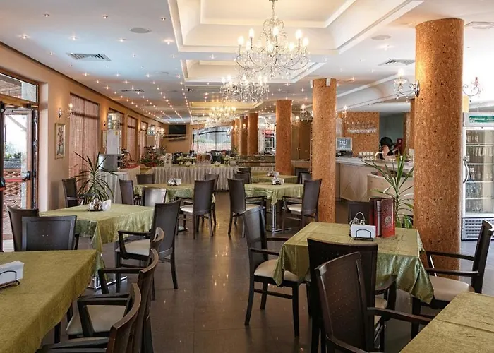 александра Отель