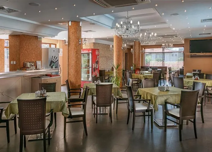 александра Отель 3*