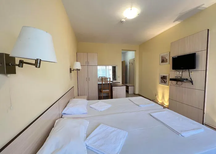 Отель александра 3*