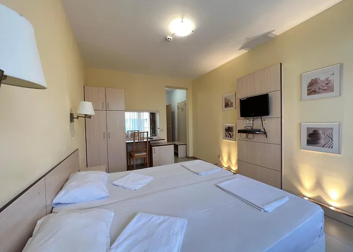 Отель александра 3*