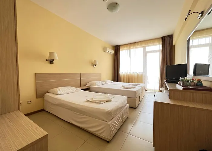 александра Отель 3*