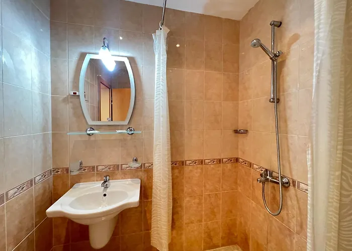 александра Отель