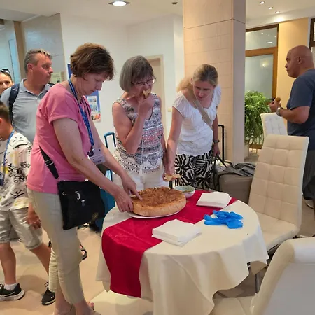 александра Hotel 3*